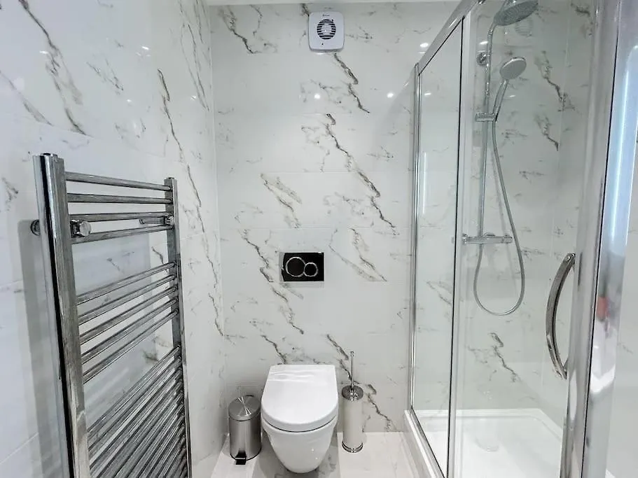 Modern One Bedroom Flat In The Heart Of Londyn