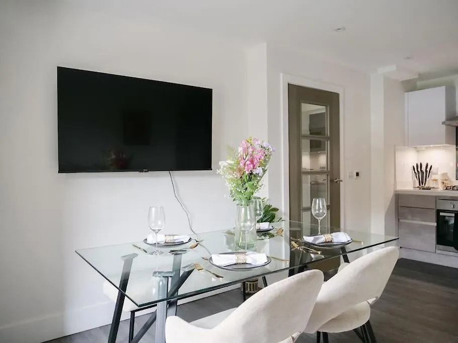 Apartament Modern One Bedroom Flat In The Heart Of Londyn